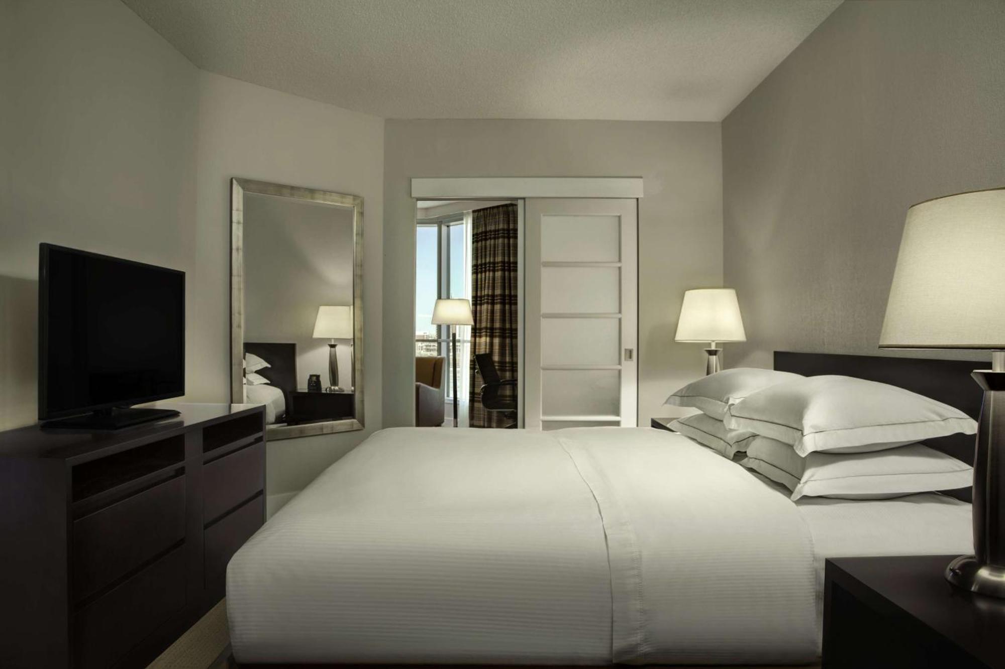Hilton Suites Toronto-Markham Conference Centre & Spa Kültér fotó